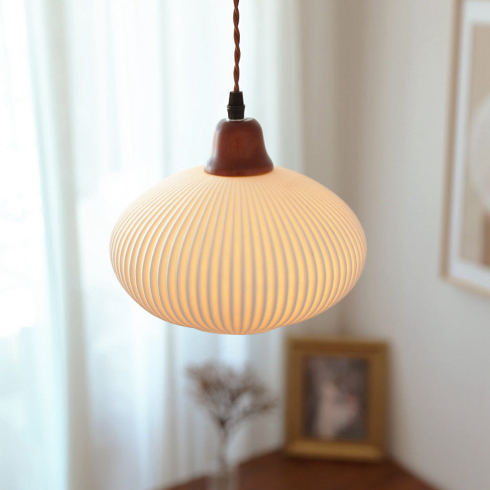 Elegant Nordic White Ceramic Pendant Light for Stylish Dining