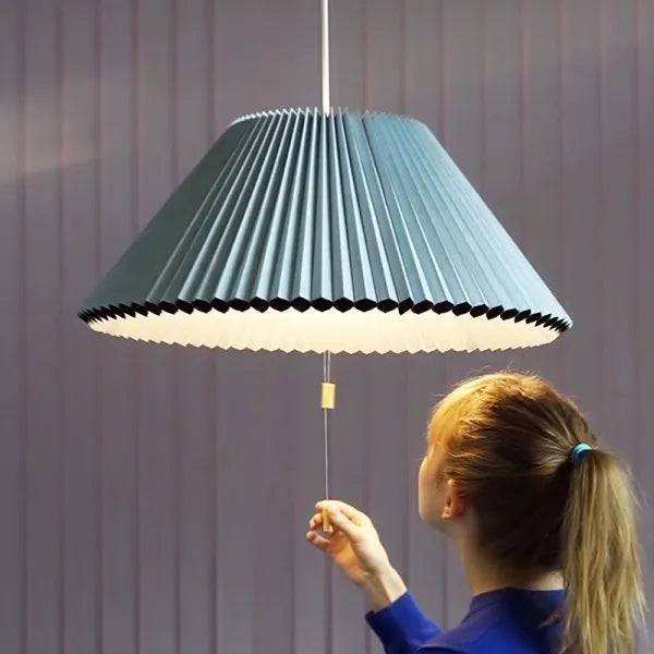 Creative Stretchable LED Pendant Light - Versatile & Stylish Illumination