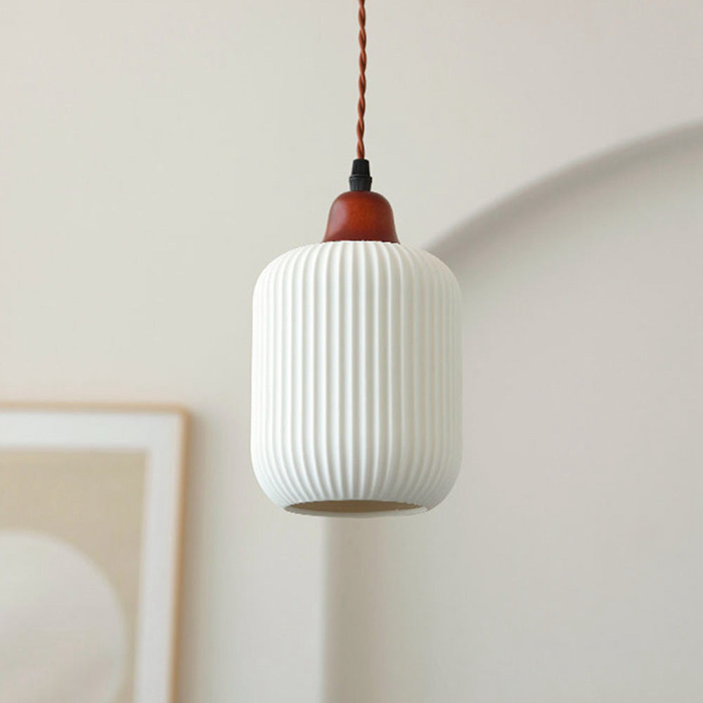 Elegant Nordic White Ceramic Pendant Light for Stylish Dining