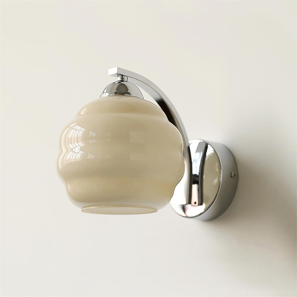 Elegant Art Deco Vintage Wall Lamp - Timeless Design & Charm