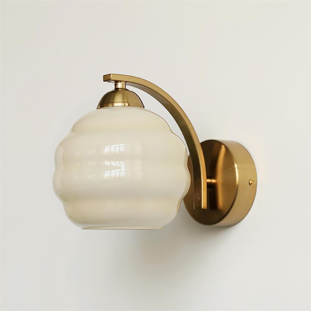 Elegant Art Deco Vintage Wall Lamp - Timeless Design & Charm