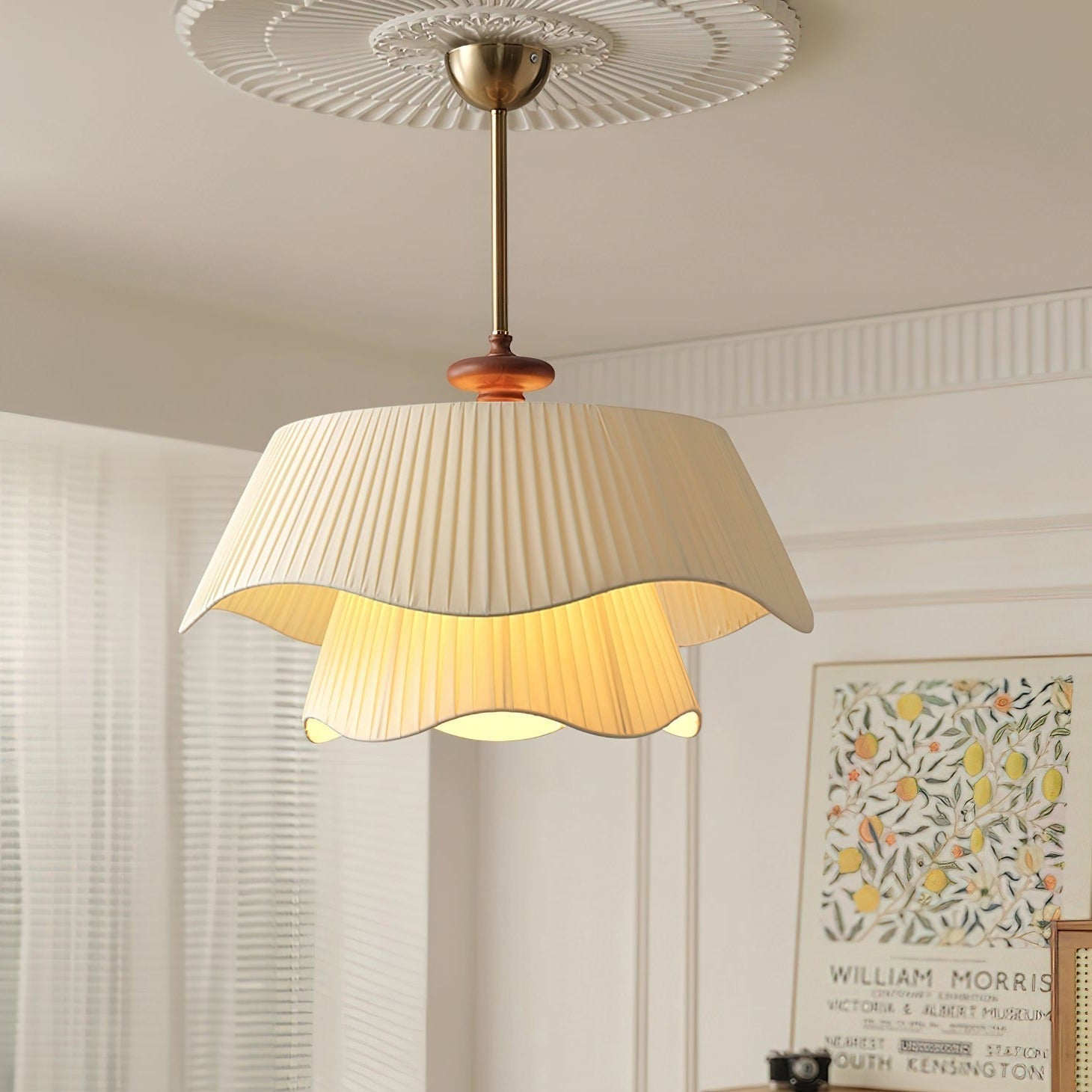 Bellevue Pendant Lamp - Elegant Lighting for Modern Spaces