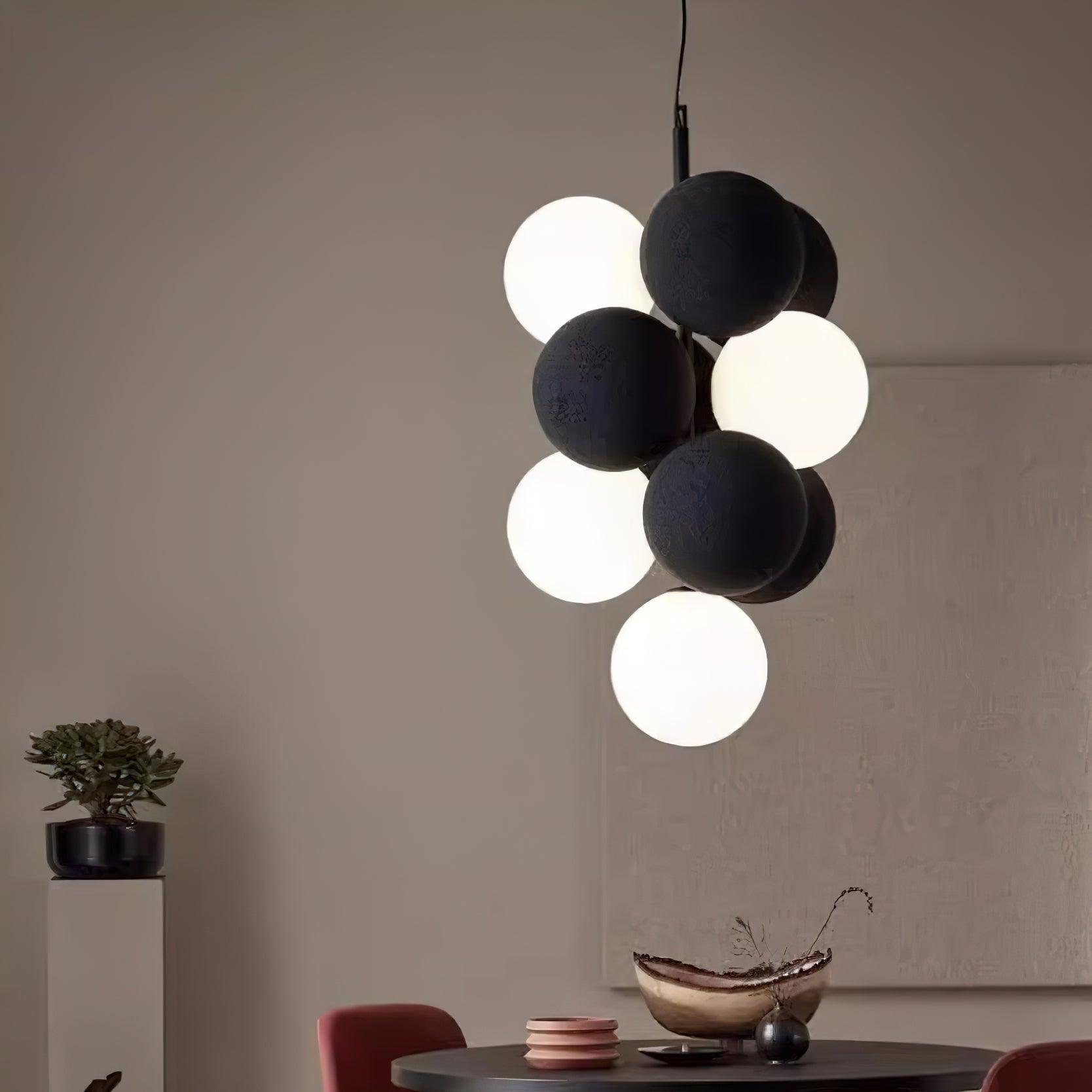 Elegant Bubbles Pendant Lamp - Modern Design & Ambient Lighting