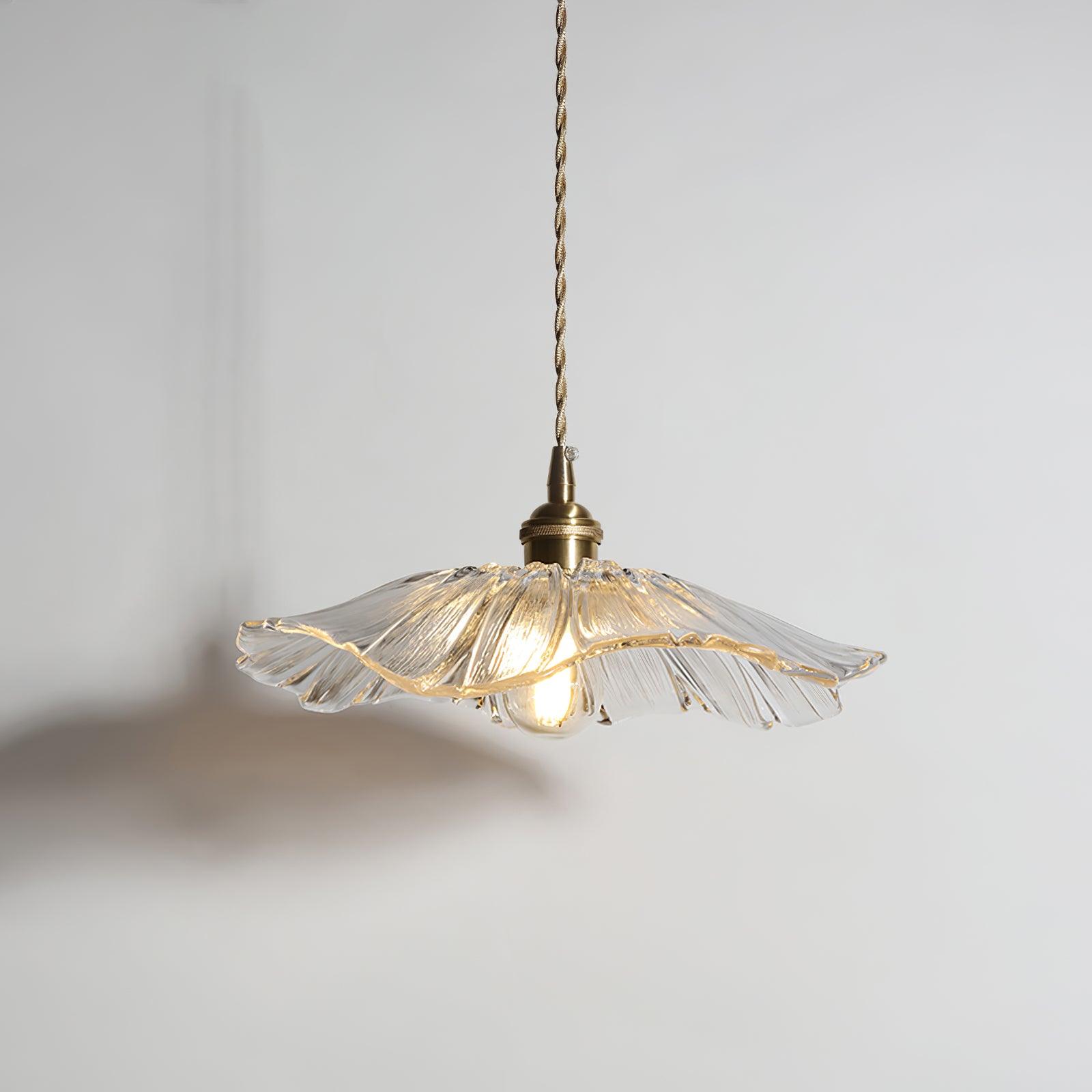 Elegant Flower Glass Pendant Light – Stunning Home Illumination