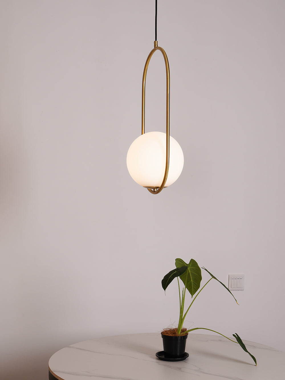 Lunara | Elegant Pendant Lamp | Contemporary Design - Illumix