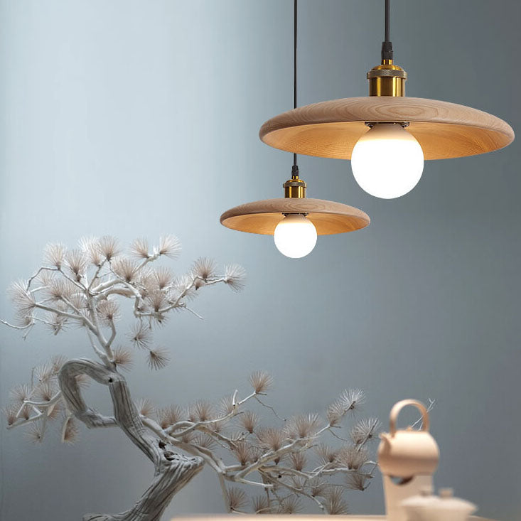 Elegant Minimalist Wooden Pendant Light - 1-Light Saucer Design