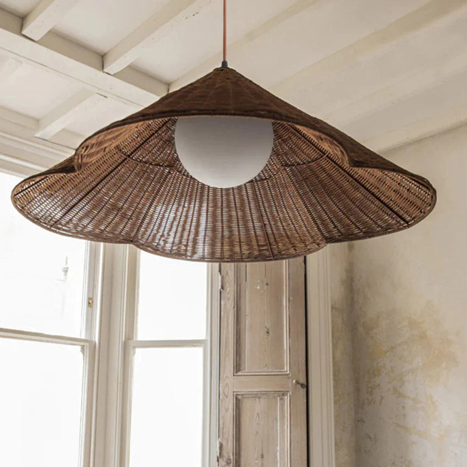 Chic Retro Scalloped Woven Rattan Pendant Light - Eco-Friendly Design