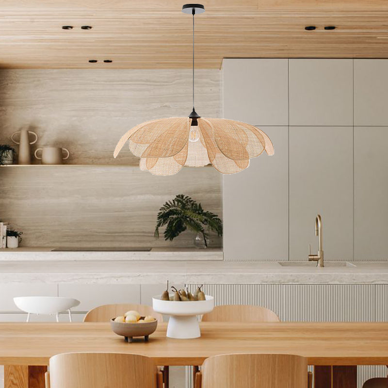 Rustic Rattan Petal Pendant Light - Elegant Shade for Cozy Spaces