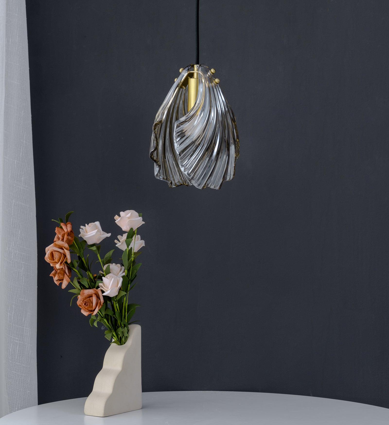 Elegant Shell Mini Pendant Light - Coastal Charm & Modern Design