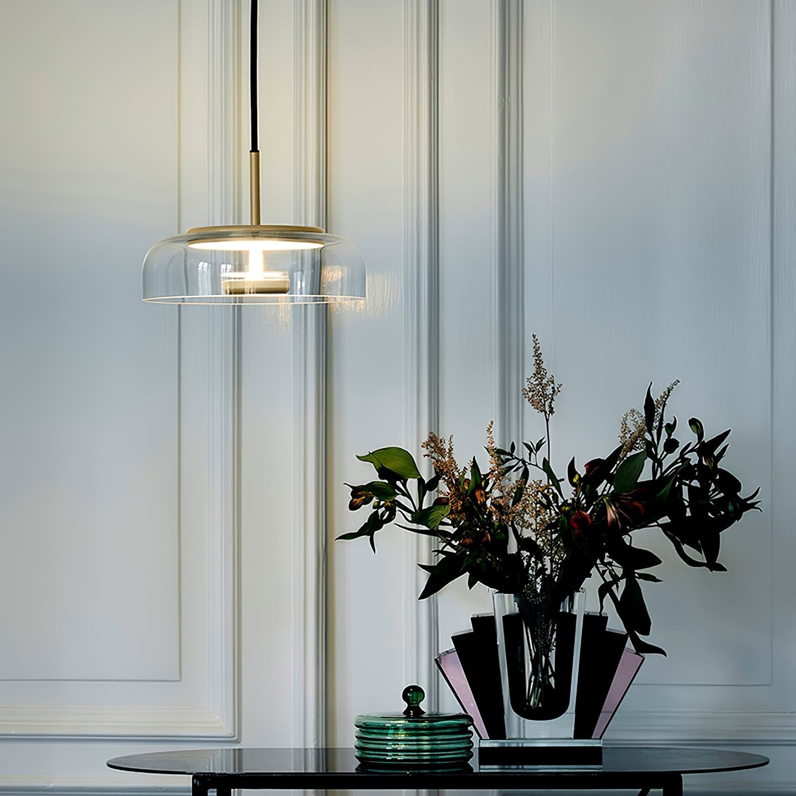 Solara Pendant Light: Modern Elegance & Energy-Efficient Design