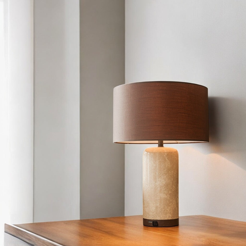 Solvera | Modern Table Lamp with Warm LED Light