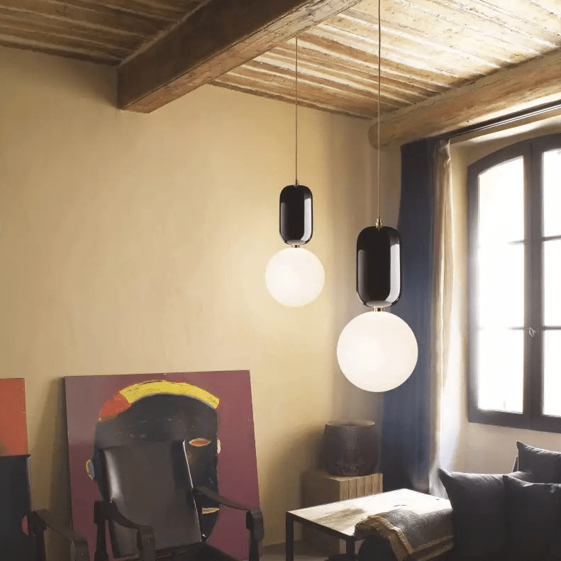 Elegant Balls Pendant Lamp - Modern Design for Stylish Spaces