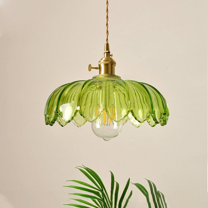 Vintage Floral Pendant Lamp - Elegant Design for Timeless Charm