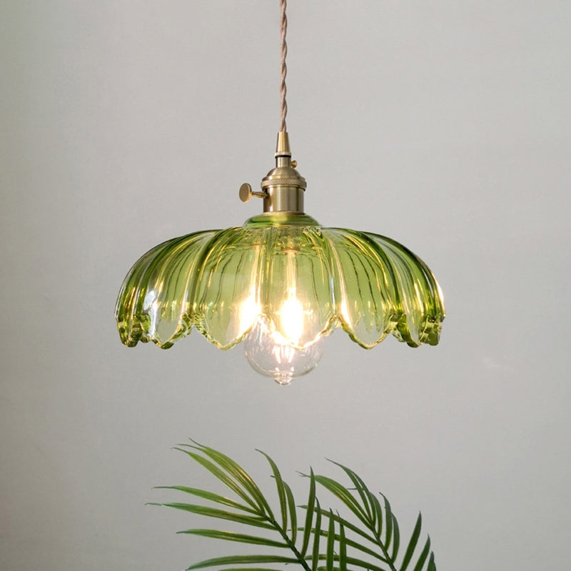 Vintage Floral Pendant Lamp - Elegant Design for Timeless Charm