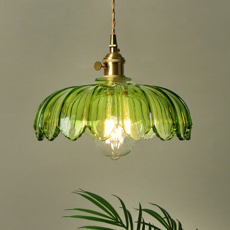 Vintage Floral Pendant Lamp - Elegant Design for Timeless Charm