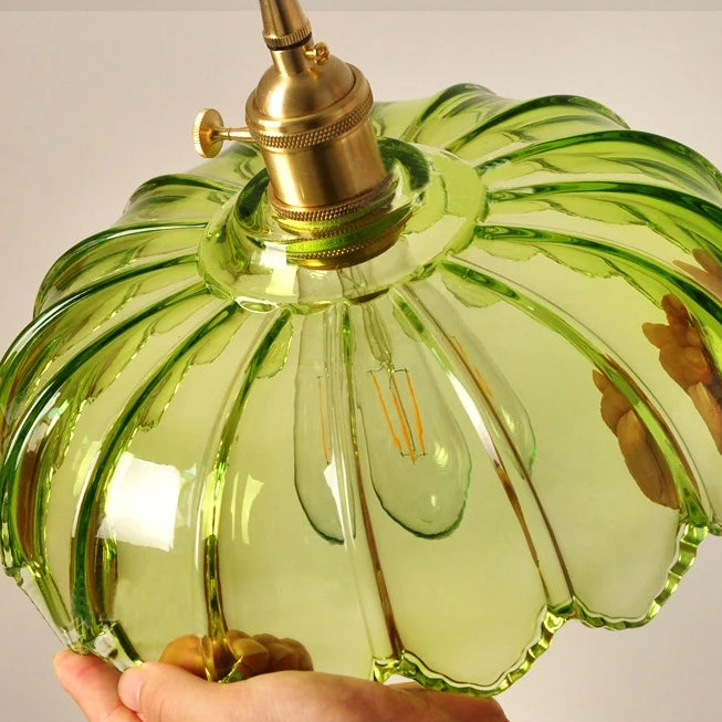 Vintage Floral Pendant Lamp - Elegant Design for Timeless Charm