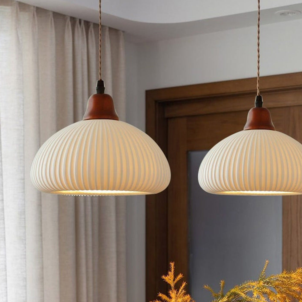 Elegant Nordic White Ceramic Pendant Light for Stylish Dining