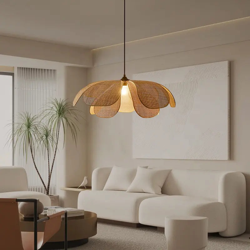 Rustic Rattan Petal Pendant Light - Elegant Shade for Cozy Spaces