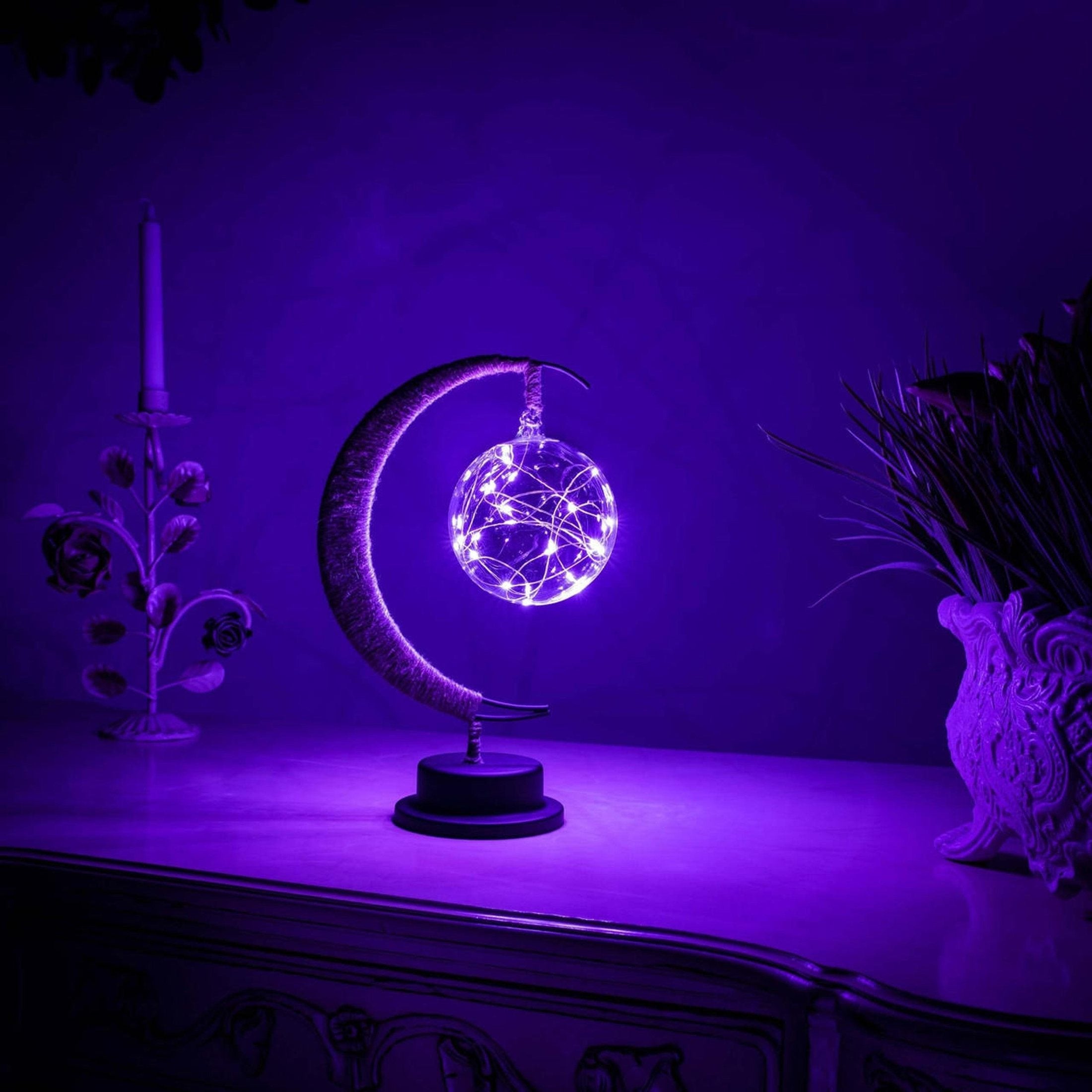 Illumix - Enchanta | Magical Moonlight Table Lamp - Table Lamp - Cosmic violet / Warm light